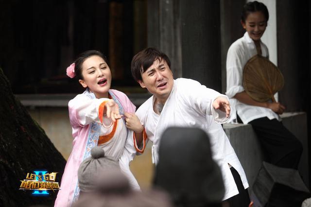 吴谨西录制《咱们穿越吧》 和宋小宝斗智抢沈腾