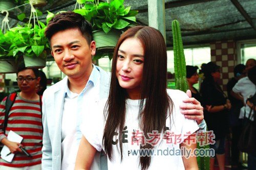 这是一部讲述"不婚族"恋爱故事的都市喜剧,苏有朋与女主角 秦岚