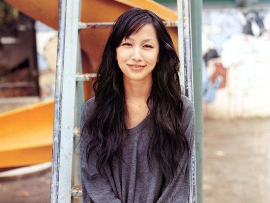 中岛美嘉终止演艺 疑似前男友与<em>女友</em>复合而难
