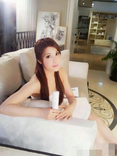 打女杨丽菁成为广告女王 推荐地道北京美食