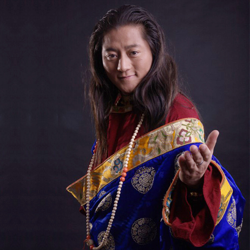 洛桑尖措《美丽的仙女湾》