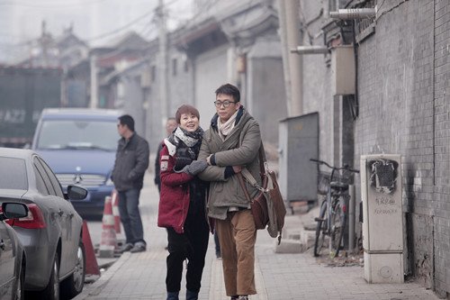 京华时报:<em>抹布</em>女也要相信爱 传递正能量_娱乐