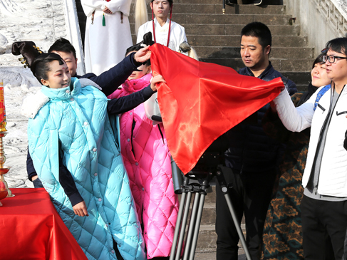 《萌妃驾到》开机 韩玖诺演“吃货”宠妃曲碗碗