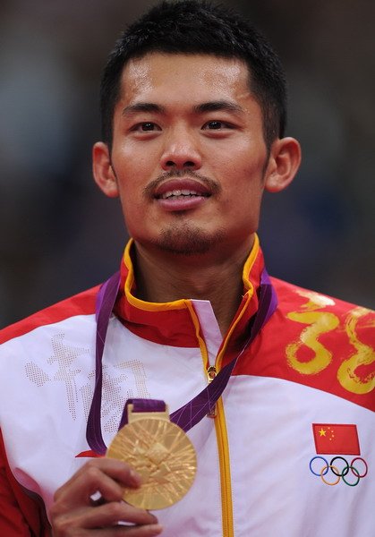 刘翔跟腱断裂林丹顶替代言? 安全套公司微博力