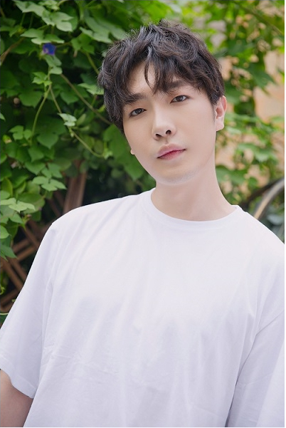 爱情圣经蔡佩池携手导演何念 《这辈子有过你》