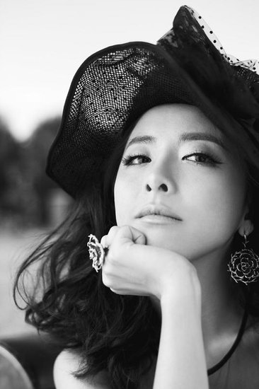 黄小蕾《三十而嫁》<em>闪婚</em> 结束<em>剩女</em>生活_娱乐