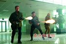 《敢死队2》北美登顶 《消失的子弹》内地称霸