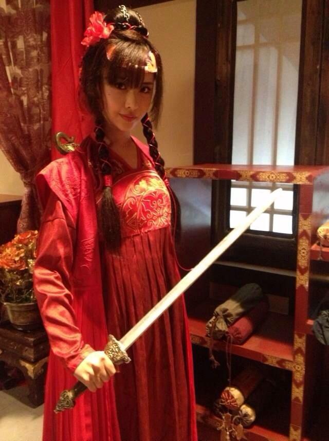 《隋唐英雄3》热播 房鹿演绎女土匪痴恋黄海冰