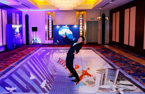 黄轩主演微电影《安大略合约》 任旅游推广大使