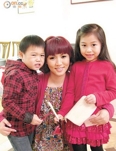 黎瑞恩嫌自己经典金曲幼稚 否认是“怪兽家长”