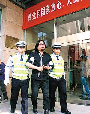 高晓松酒驾成警示 北京代驾公司生意激增