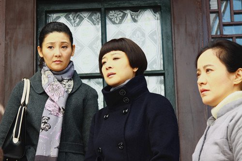 主演,,剧雪 近日,一部讲述大龄剩女情感故事的电视剧《青春四十》