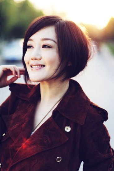 新剧变身都市大女人 薛佳凝：在角色里醉生梦死