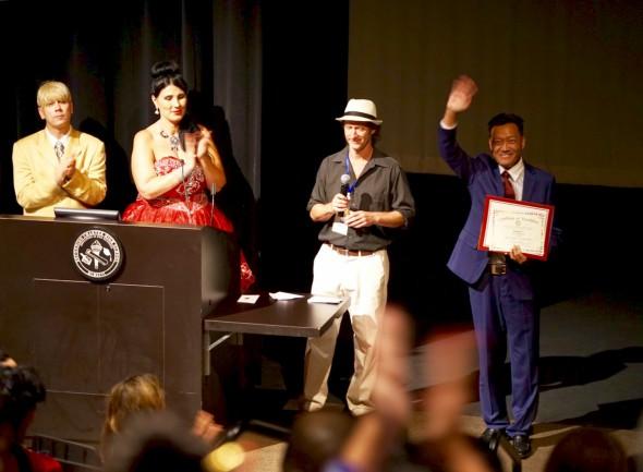 李梦男成新晋影帝 为“中国式父亲”代言