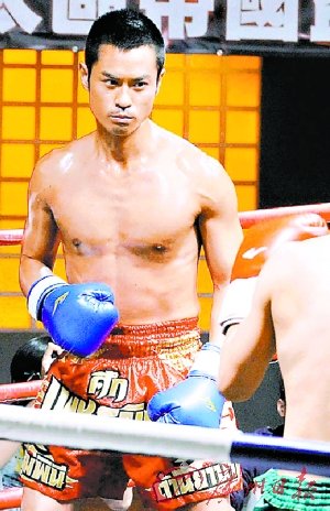 新剧《拳王》今晚开播 郑嘉颖变身泰拳高手