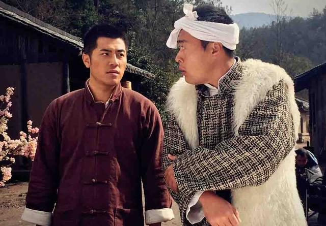 王铮领衔主演《红色护卫》被誉硬汉专业户