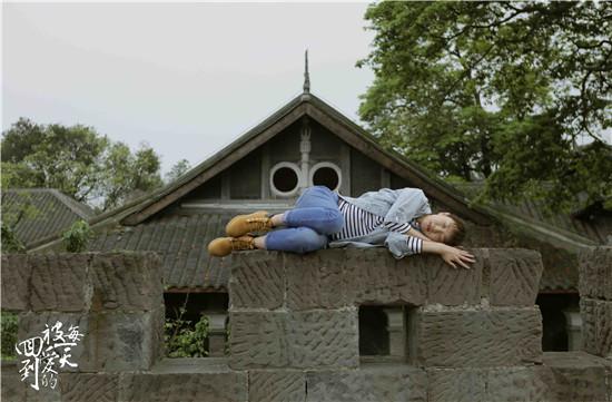 王佳佳《回到被爱的每一天》 回归平淡生活本真