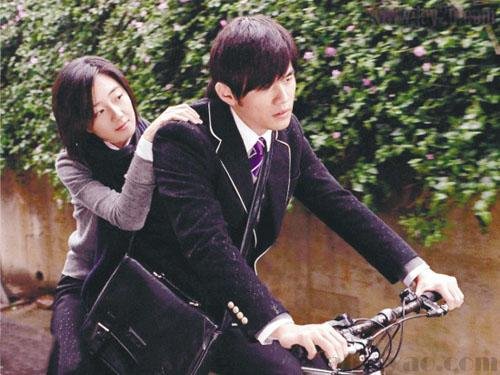 周杰伦求婚昆凌?历届嫩模演员主播女友身材辣