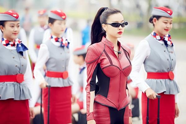 《全员2》女猎人出街 “猎人特工队”集结来势凶猛