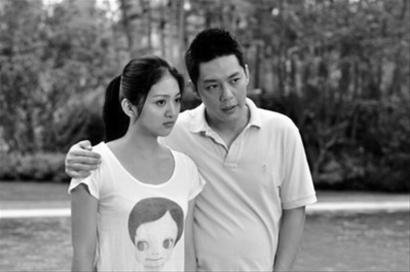 《真爱无敌》央八热播 贫富女互换人生虐恋情深