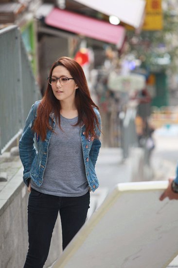 卫兰个唱海报曝光 侧田加盟携顶尖乐手7月献艺