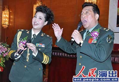 李双江夫妇照片_李双江夫妇收入(3)