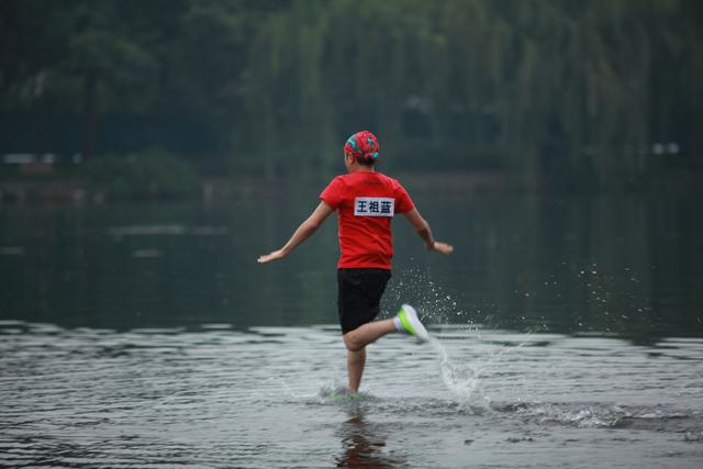 18张图带你看遍中国版跑男 今晚全球首播