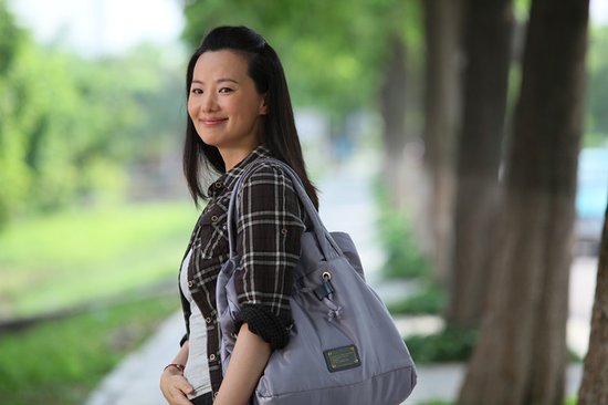 《<em>儿女</em>的<em>战争</em>》湖北热播 咏梅领衔众女星飚戏