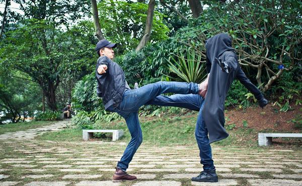 《暗黑者2》十集破两亿 李岷城Darker大打出手_娱乐_腾讯网