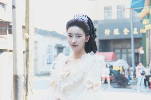 胡丹丹《恋恋阙歌》搭档两大男神 演绎闺秀范儿