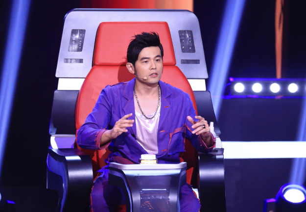 那英今晚腾讯陪聊《新歌声》 朗朗助阵五强争夺