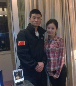 学妹爆倪妮成名背后秘密 已与大学男友主动分手