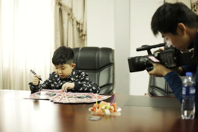 《一切都好》王少雍萌哭全场 温馨“牵手”窦骁