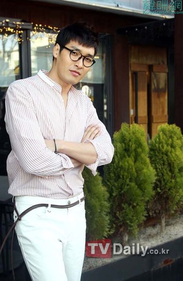 《SIGN》中扮刑警 郑糠云：望观众注重自己演技