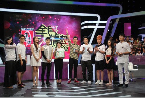 邓宁亮相《全民大猜想》 秀演技搞笑全发挥