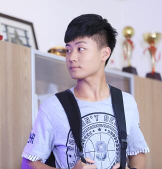 “古装小王子”变身校草 符涛出演《战能少年》