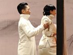 ,美女一件不留,约会不知道聊什么_假日发型推荐:_美女一件也不留