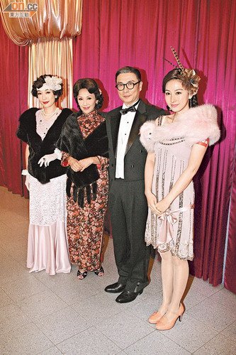 在《名媛望族》中的刘松仁三妻四妾.