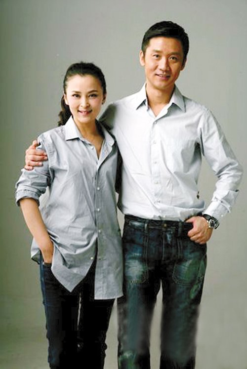 戏里完美戏外离婚黄志忠与前妻合炒家常菜