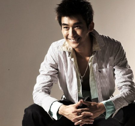 荧屏绿叶待发新芽 廖凡凌潇肃张翰或成新年红