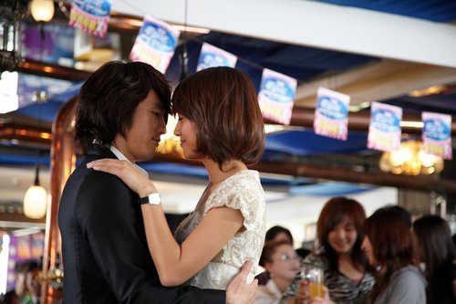 《女主播》开启日本浪漫之旅 朱丹很high很期