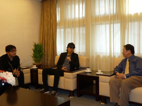 水木年华组合赴台访问 圆百年清华大学梦(图)