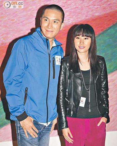 佘诗曼开金口唱世界杯主题曲 林峯积极操肌减腩