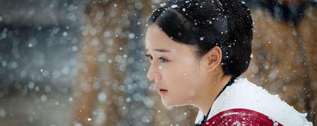 美人无泪