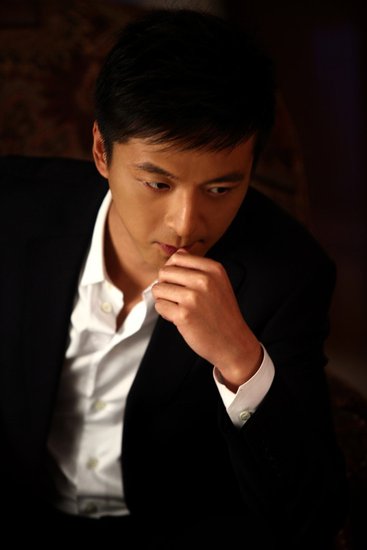 《文家的秘密》杀青 朱雨辰如释负重终得