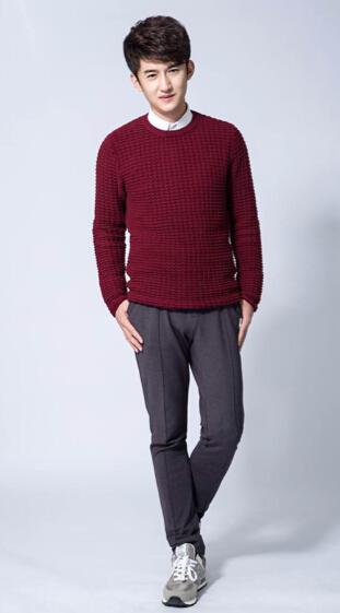 《旋风少女》开拍 小鲜肉高广泽亮相开机现场