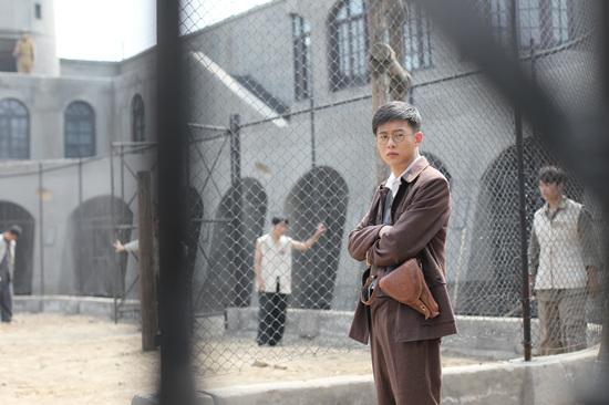 《烽火英雄传》圆满收官 柯伯龙多面演技获赞