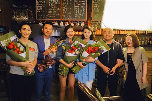 杨小兰《小妖的金色城堡》杀青 完成“导演梦”