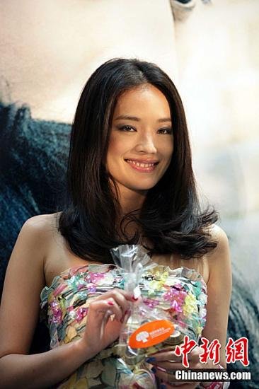 舒淇否认曾被邀出演邦女郎 欲息影半年吃喝玩