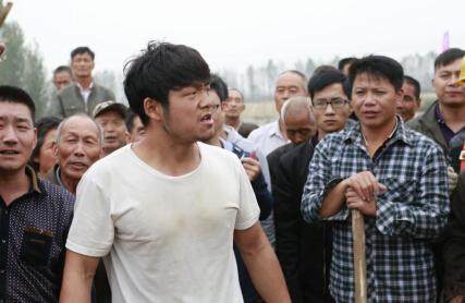 《闪光的盾牌》杀青 演员郭斌饰演村民小顺子